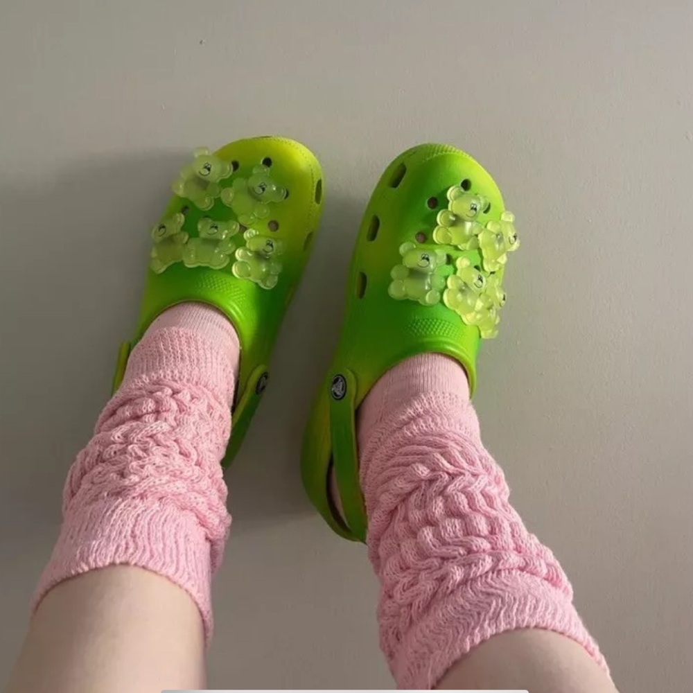 ✨Extremely Rare ✨Green Gummy Bear 🐻 Lazy Oaf X Crocs collab - Picture 3 of 4